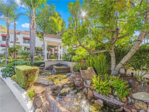7371 Seabluff 108 Drive, Huntington Beach, CA