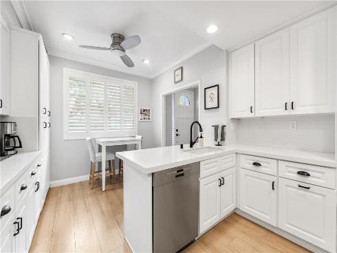 7371 Seabluff 108 Drive, Huntington Beach, CA