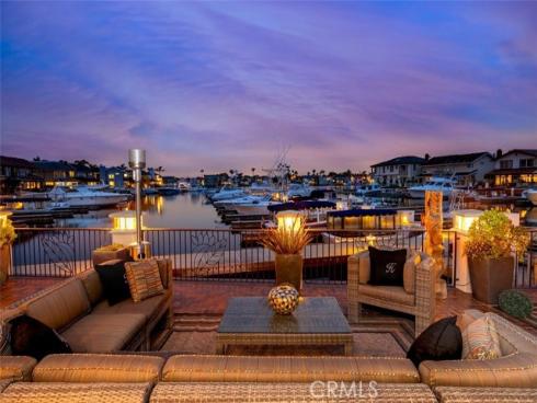17022 Marinabay Drive, Huntington Beach, CA