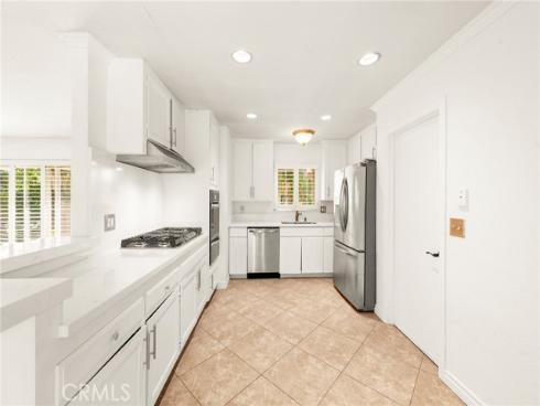 20401 Somerville Lane, Huntington Beach, CA