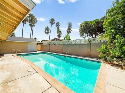 20401 Somerville Lane, Huntington Beach, CA