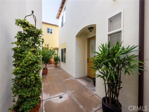 328 5th street , Huntington Beach, CA