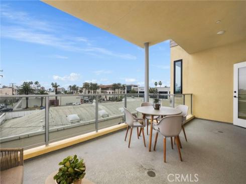 414 Main St 300 , Huntington Beach, CA
