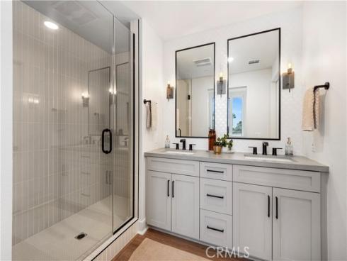 414 Main St 300 , Huntington Beach, CA