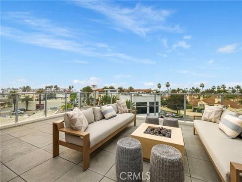 414 Main St 300 , Huntington Beach, CA