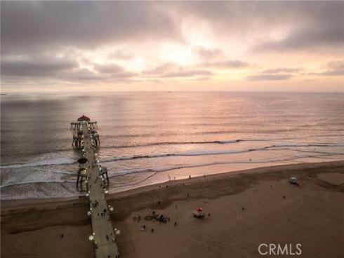 414 Main St 300 , Huntington Beach, CA