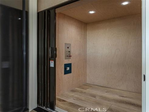 328 3rd , Huntington Beach, CA
