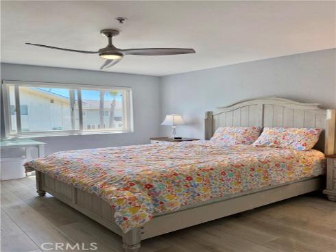 16255 Pacific Cir. 202 , Huntington Beach, CA