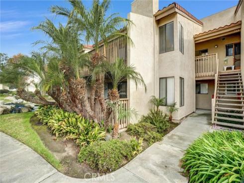 4791 Lago Drive 200 , Huntington Beach, CA