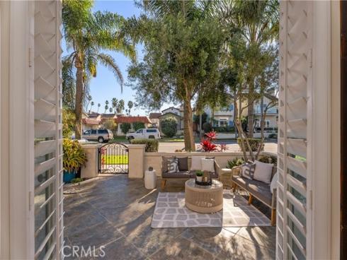 613  12th  , Huntington Beach, CA