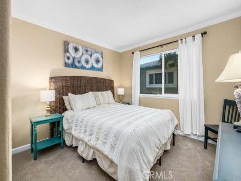 16673 Arbor , Huntington Beach, CA