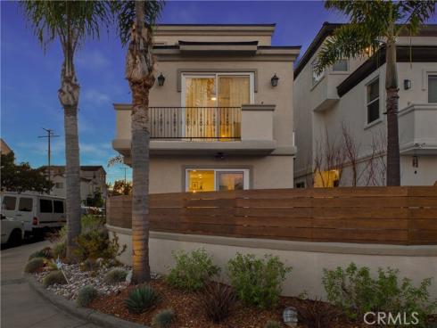 1201 Delaware Street, Huntington Beach, CA