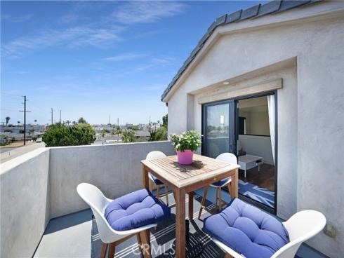 1017 Delaware Street, Huntington Beach, CA