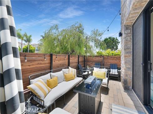 1017 Delaware Street, Huntington Beach, CA