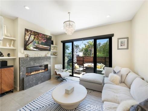1017 Delaware Street, Huntington Beach, CA