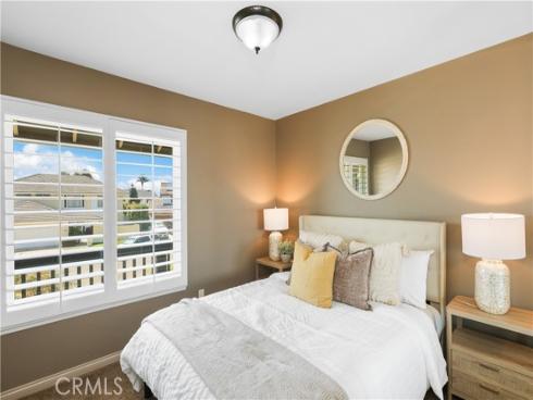 21822 Seacrest Ln , Huntington Beach, CA