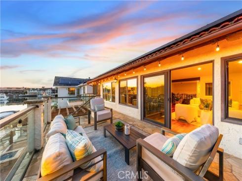 16455 Ladona Circle, Huntington Beach, CA