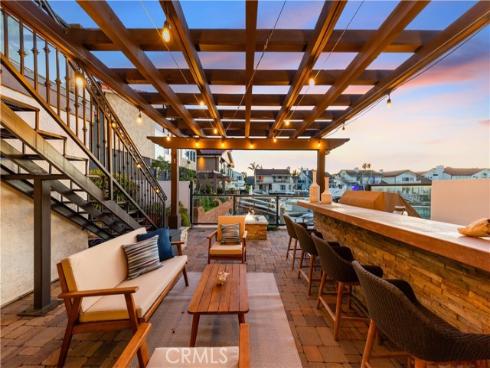 16455 Ladona Circle, Huntington Beach, CA