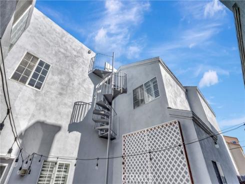1208  California   Street, Huntington Beach, CA