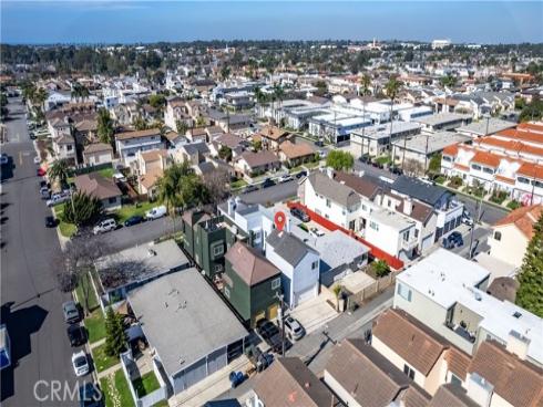 1208  California   Street, Huntington Beach, CA