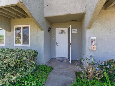 8276 Constantine Drive , Huntington Beach, CA