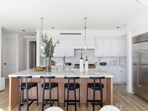 17007 Edgewater Lane, Huntington Beach, CA