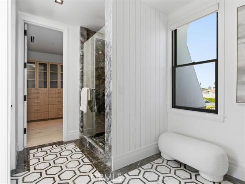 17007 Edgewater Lane, Huntington Beach, CA