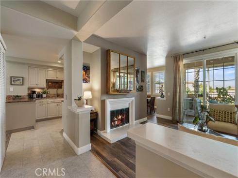 5142 Warner Ave 209 , Huntington Beach, CA