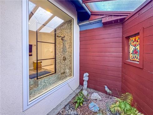 8131 Wenlock Circle, Huntington Beach, CA