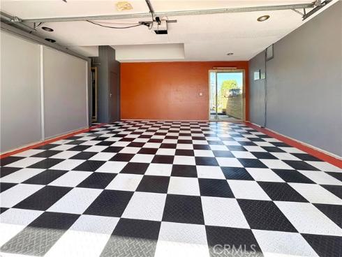 8131 Wenlock Circle, Huntington Beach, CA