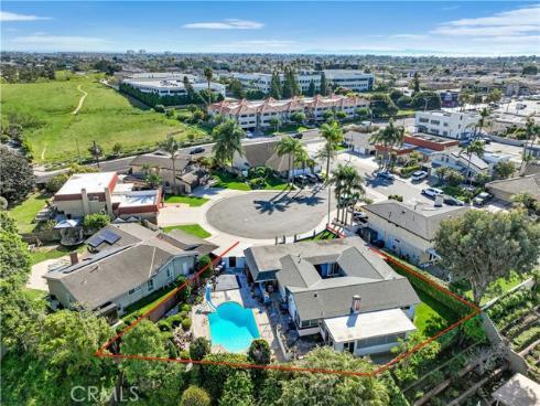 8131 Wenlock Circle, Huntington Beach, CA