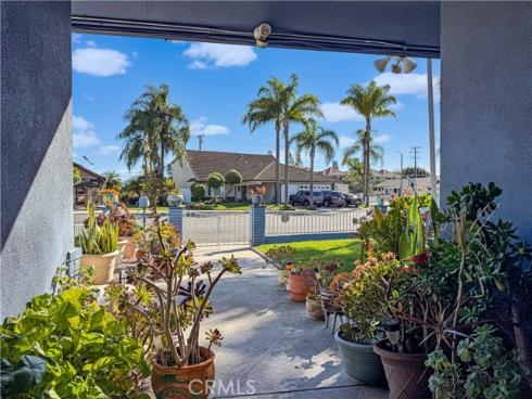 8131 Wenlock Circle, Huntington Beach, CA