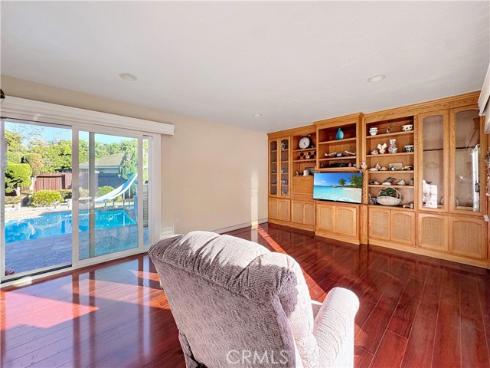 8131 Wenlock Circle, Huntington Beach, CA
