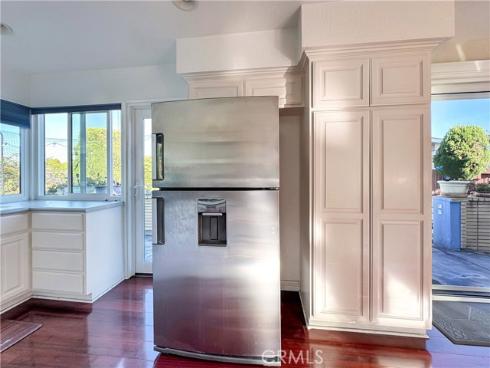 8131 Wenlock Circle, Huntington Beach, CA