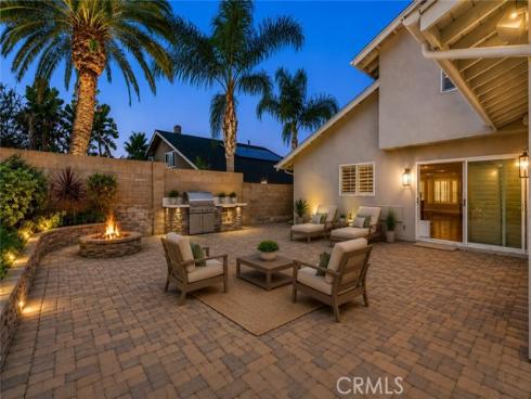 18452 Carnaby , Huntington Beach, CA
