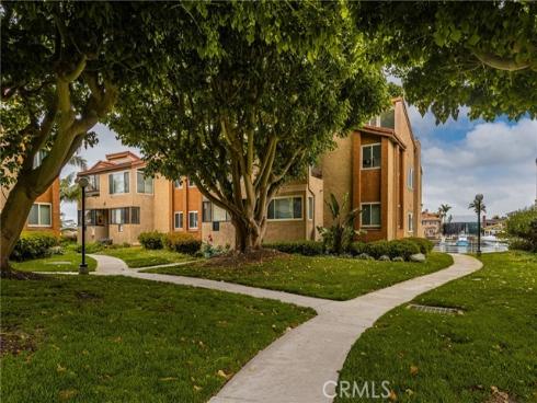 17110 Bluewater Lane