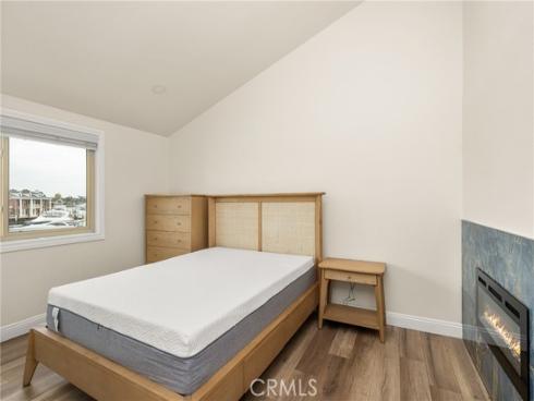 17110 Bluewater Lane, Huntington Beach, CA