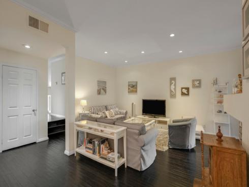 8171 Racepoint 104 Drive, Huntington Beach, CA