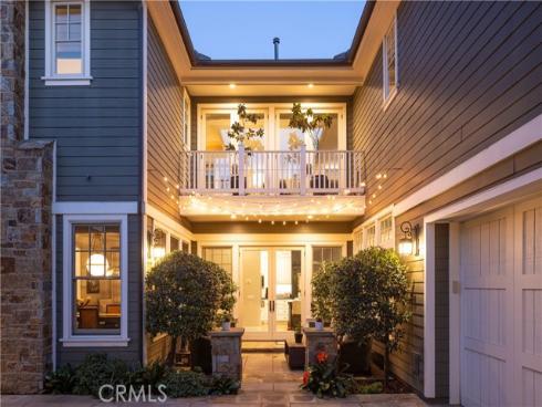 4492 Oceanridge Drive, Huntington Beach, CA
