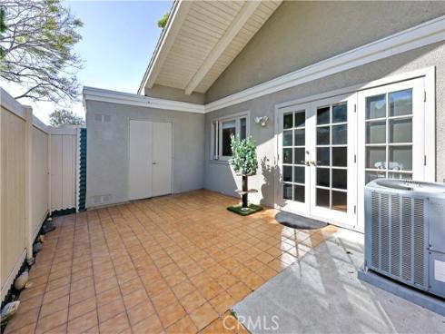8933  Amador Circle #1316e  , Huntington Beach, CA