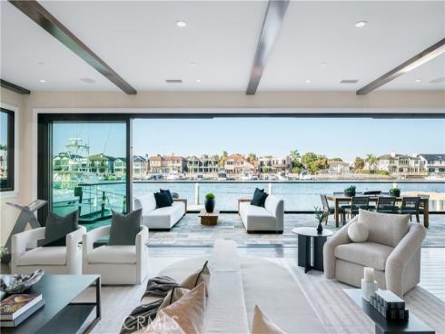 16462 Malden Circle, Huntington Beach, CA