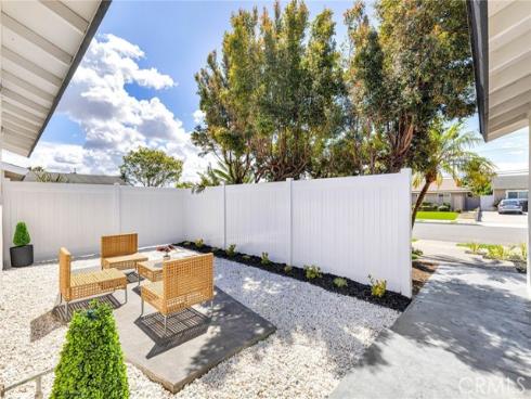 8141 Valencia , Huntington Beach, CA