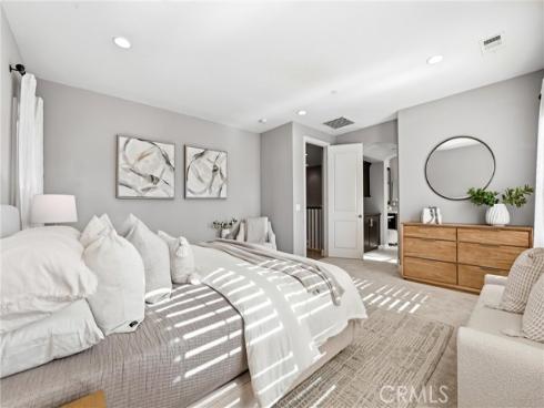 17491 Oakbluffs Lane , Huntington Beach, CA