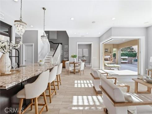 17491 Oakbluffs Lane , Huntington Beach, CA