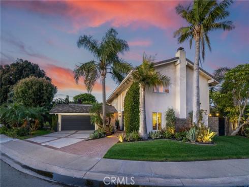 16642 Melville Circle, Huntington Beach, CA