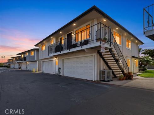 16713  Viewpoint  138B  Lane, Huntington Beach, CA