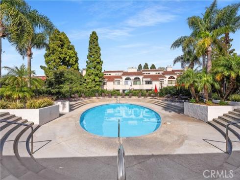 17172 Abalone 211 , Huntington Beach, CA