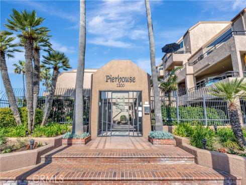 1200  Pacific Coast  426 , Huntington Beach, CA