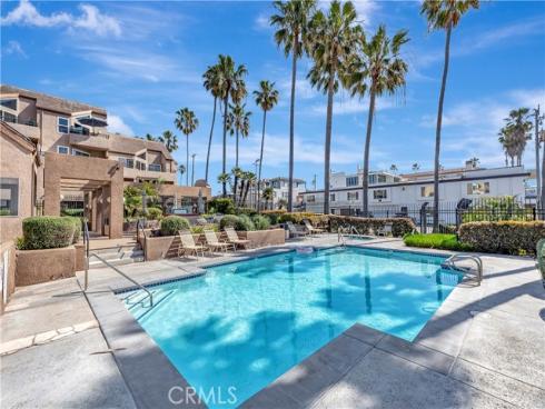 1200  Pacific Coast  426 , Huntington Beach, CA