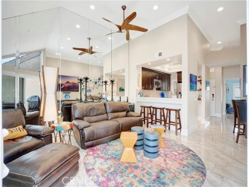 1200  Pacific Coast  426 , Huntington Beach, CA